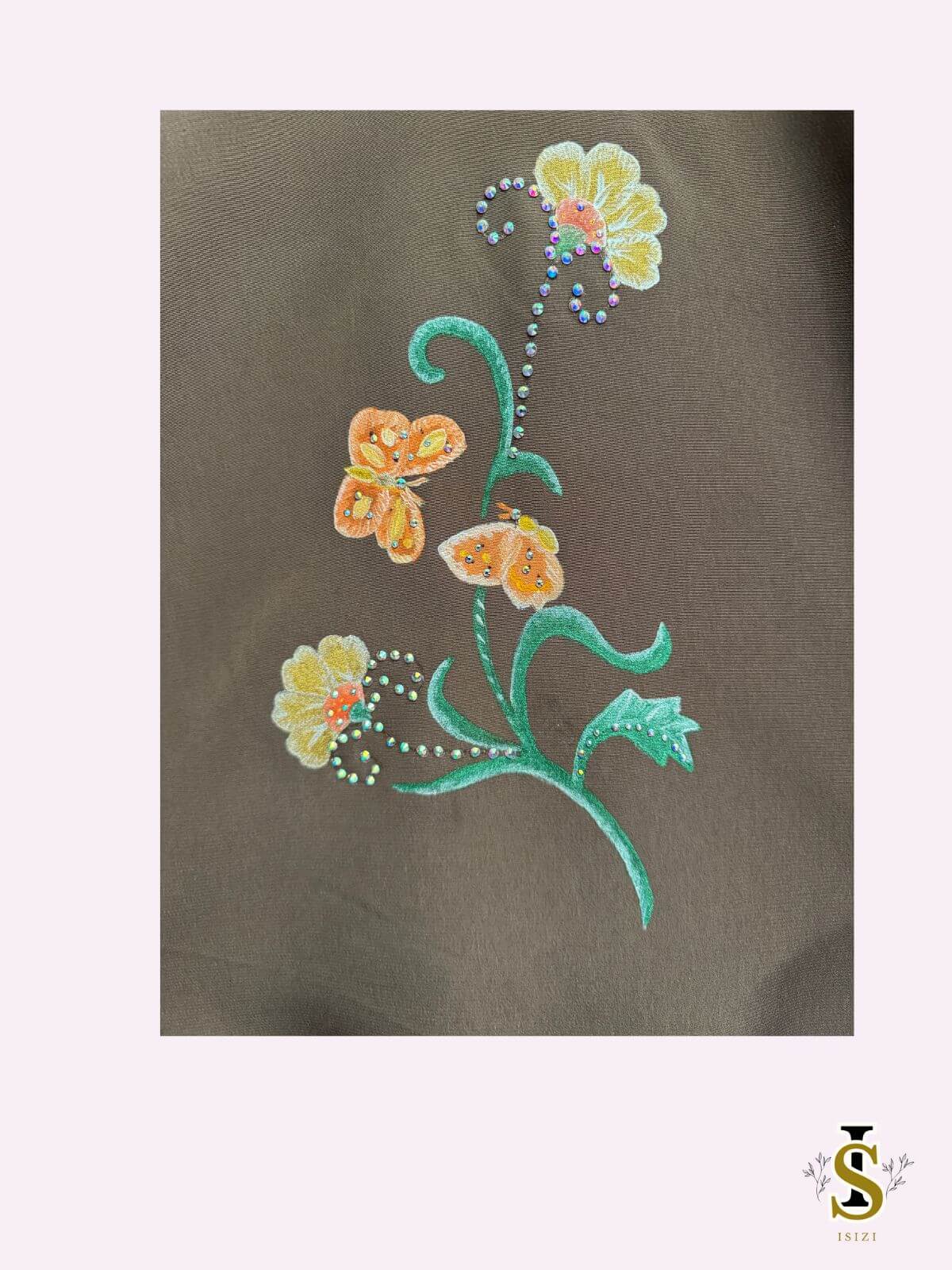 Handgeverfde kinder djellaba met bloemen en vlinders